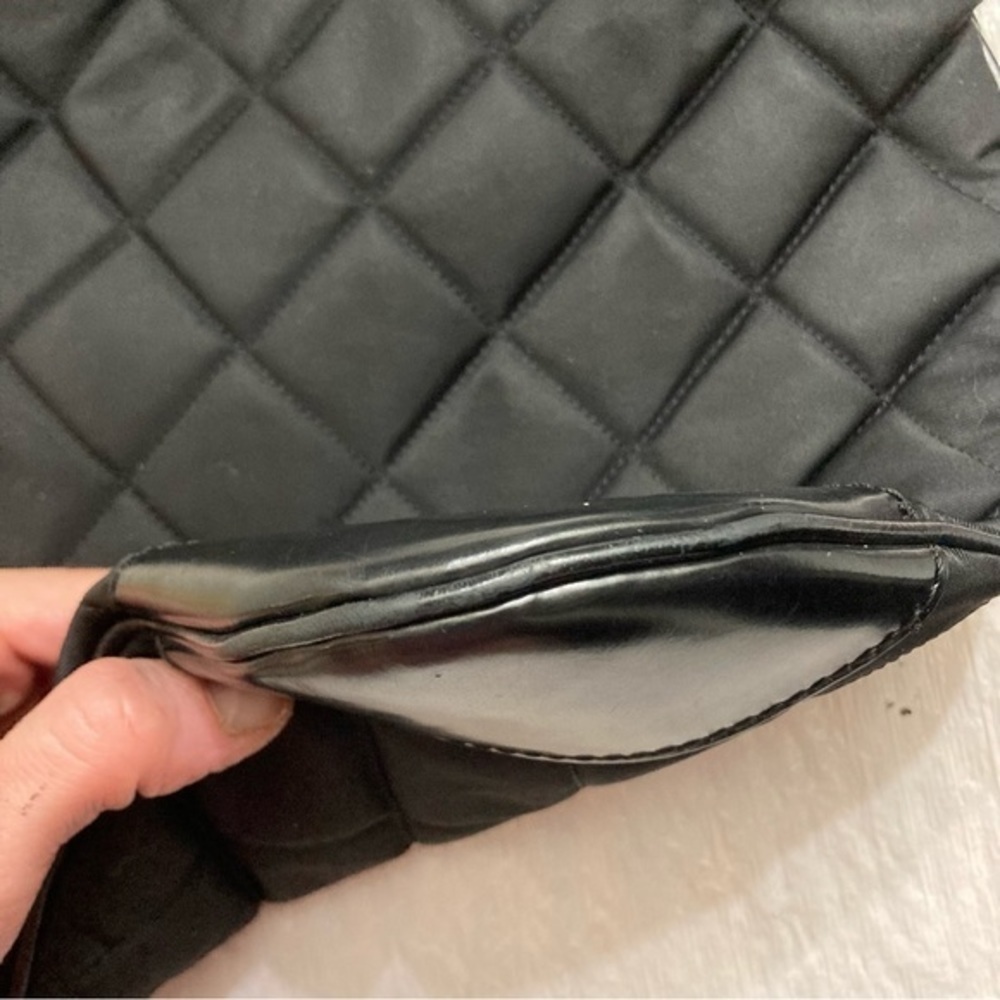 Burberry authentic nylon and leather unisex crossbody messenger bag - Picture 8 of 11